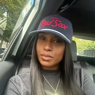 Bella C.