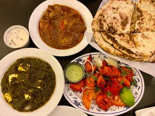 Naan n Curry