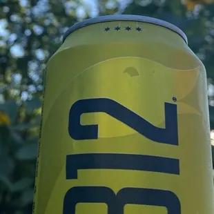 Goose island wheat ale is a great summer time beer light spice cascade hops with a crisp ale flavor