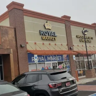 cars parked in front of the store