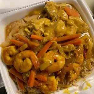 Curry Shrimp &amp; Curry Chicken