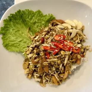 Pickled tea-leaf salad