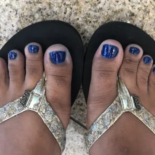 Very unhappy with my pedicure. They let me walk out the shop this way.