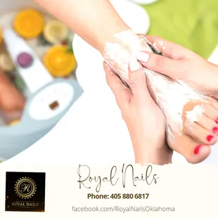 Treat yourself with the Royal Nails's signature combination of the best pedicure service!
