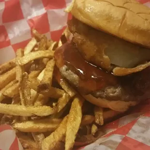 Oaks Southern Burger