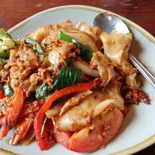 Pad kee mao