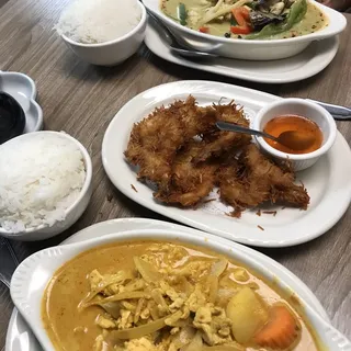 26. Kang-Karee (yellow curry)