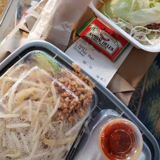 Pad Thai Lunch