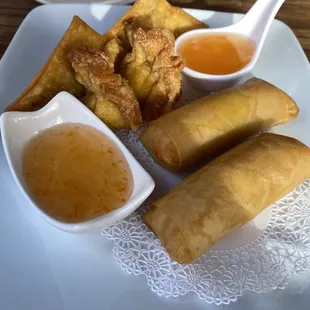 Appetizer sampler- curry puff, crab Rangoon and egg roll. Super hot and crunchy!