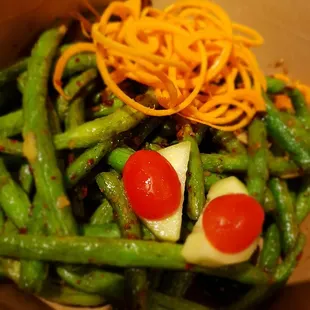 green beans and tomatoes