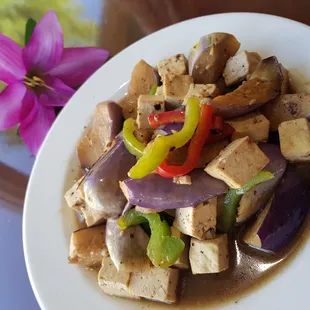 tofu and vegetables