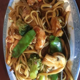 Combination Lo Mein