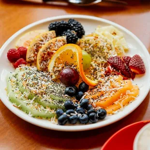 Park 600 breakfast fruit plate