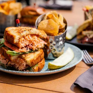 Park 600 Lunch Salmon BLT