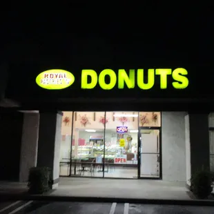 Front: Royal Pastries Donuts.