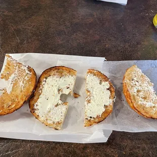 Plain Bagel with cream cheese