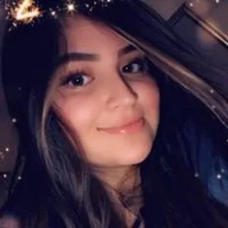 Bella C.
