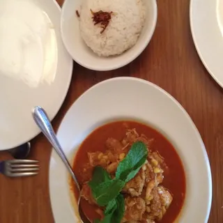 Rangoon Chicken Curry