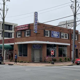 Very nice establishment; very friendly staff