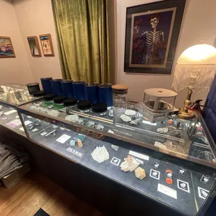 Deli Style Pick your own buds weighed in front of you!