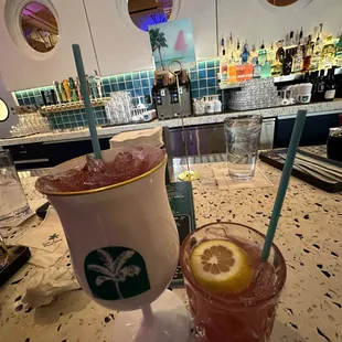 Tasty drinks: Miami Sunrise and Las Olas