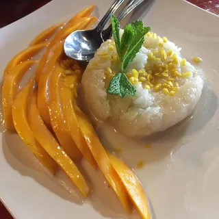 Sweet Sticky Rice with Mango