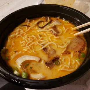 Tonkotsu with broth