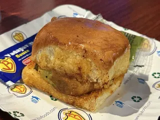 Jay Bhavani Vadapav