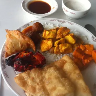 chicken wings and fried chicken, food