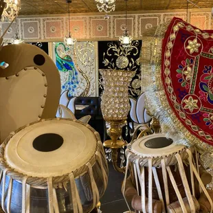 Decoration inside restaurant made you feel stay in the palace, that it is  impossible in my whole life.