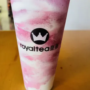 Strawberry smoothie with yummy cheese cream
