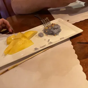 The sticky was good . The mango  was still a little green it's supposed to be super ripe.  But it was still ok