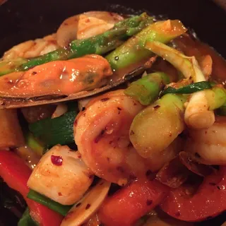 95. Seafood Hot Pot