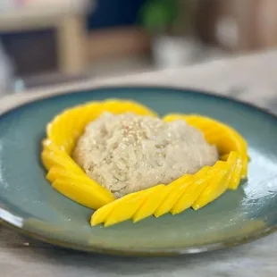 Mango sticky rice