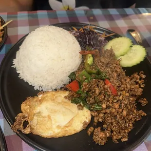 Pad Kra Pow