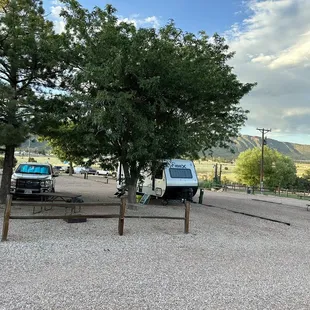 Campsite #19 had lots of shade and a big area for the truck and picnic table.