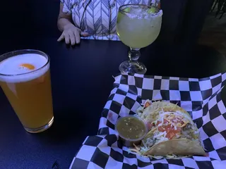 Aviators Pub & Grub