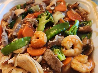 Linh's Bistro