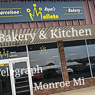 bakery and kitchen