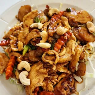 SPICY CASHEW CHICKEN!