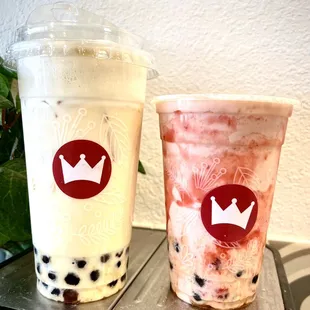Oolong Milk Tea with Cheesecream and Strawberry Milk Tea