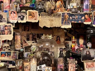 Hex Old World Witchery