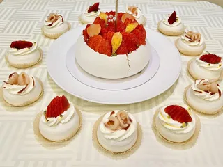 PAVLOVA by Janice