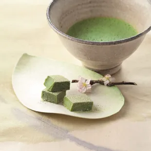 Nama Chocolate "Maccha"