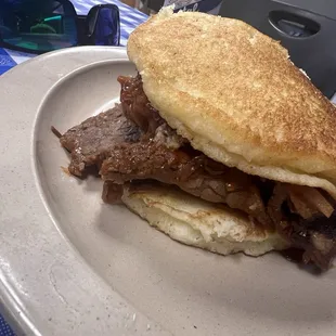 Bar b que beef with cornbread