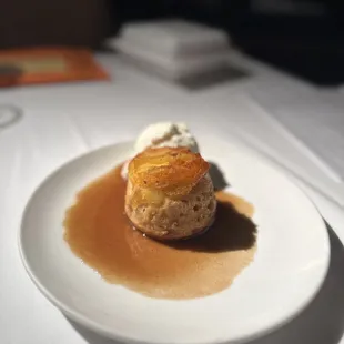 Pineapple upside down cake