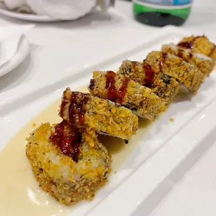 Tempura-Crusted Ahi Roll*