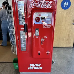 Cute coke machine