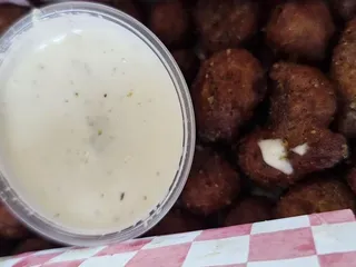 Mack’s Wings
