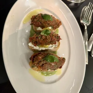Stracciatella Bruschetta